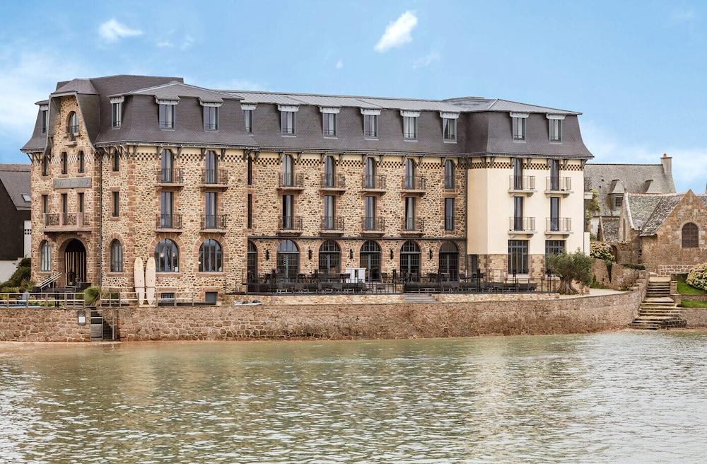 Hotel Castel Beau Site